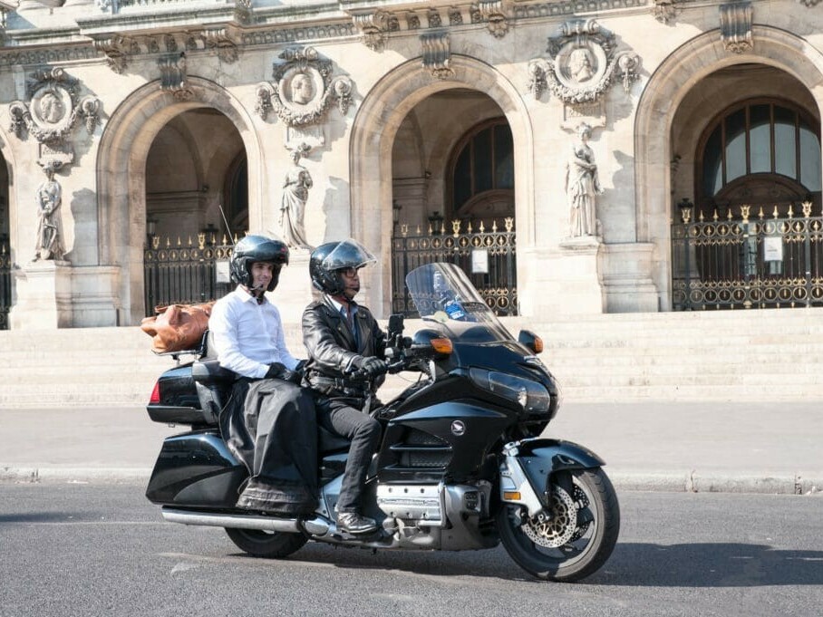 Taxi Moto Francilien TMF - Visiter Paris en taxi moto